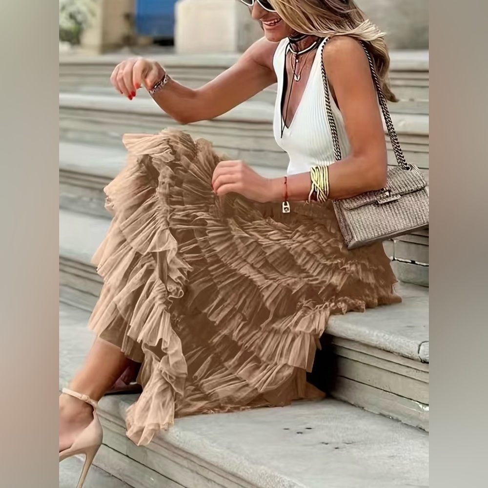 Jane Chic Designs Denise Skirt - Picture 2 of 10